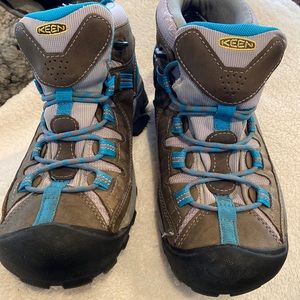 Worn once brand new 10/10 condition